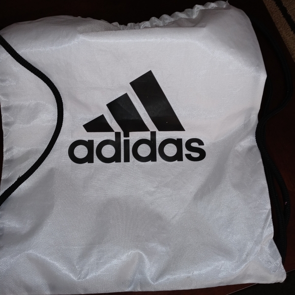 Adidas draw string back pack - Picture 2 of 4